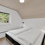 Gorgeous In With Kitchen